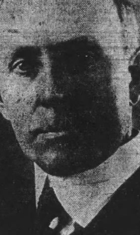Photograph belonging to the article
